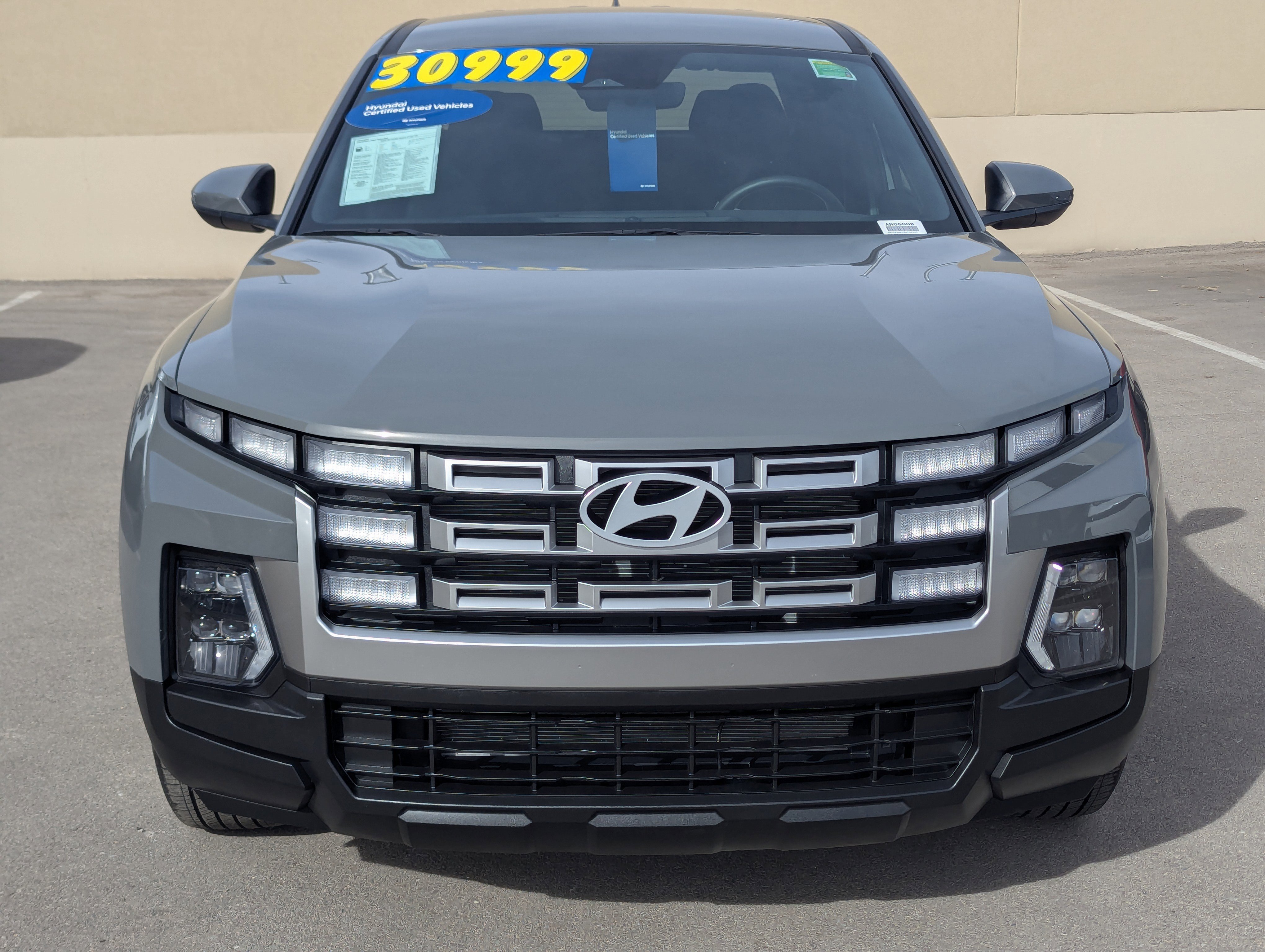 Certified 2025 Hyundai Santa Cruz SE image 6