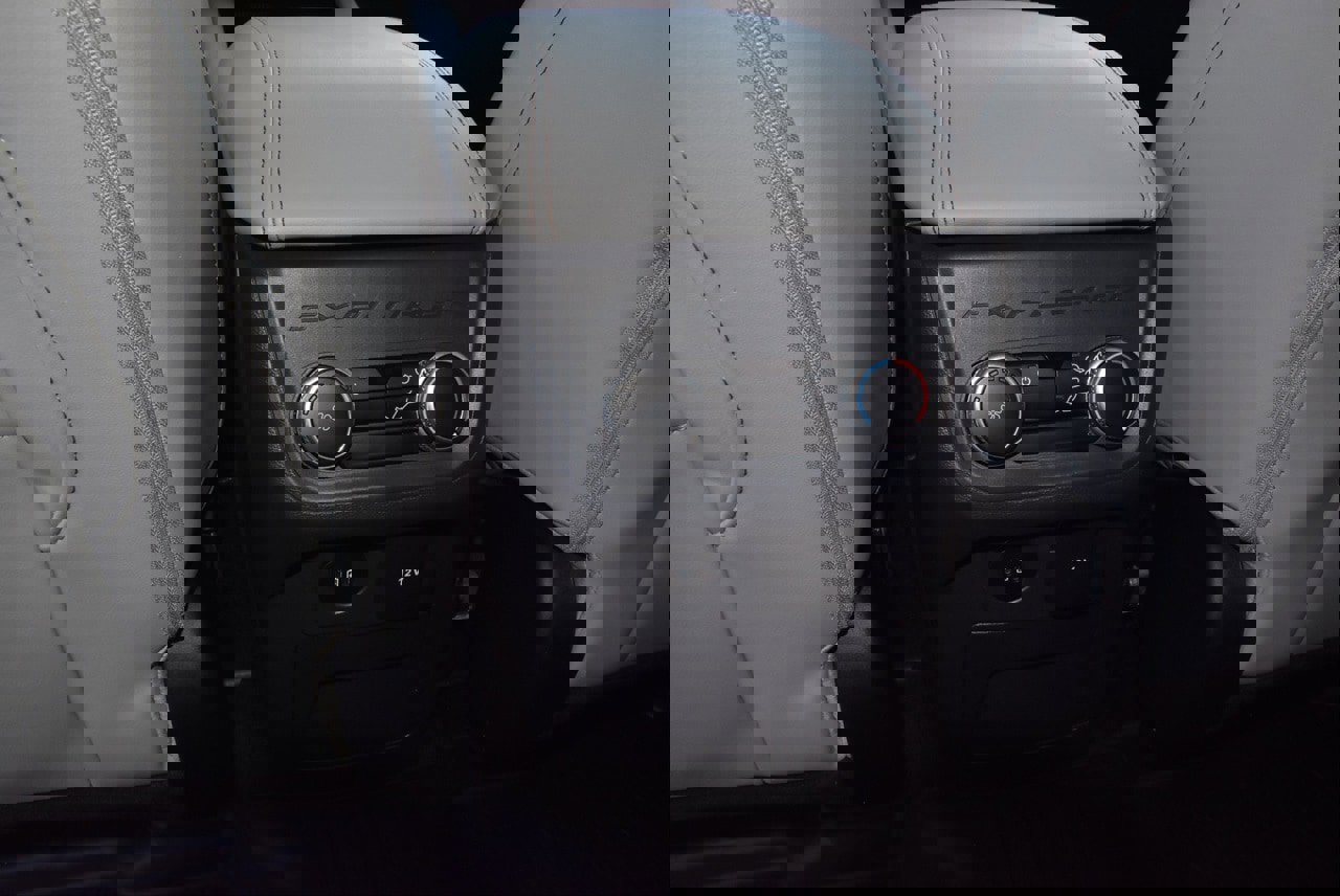 Certified 2025 Ford Explorer Active w/ Active Comfort Package image 19