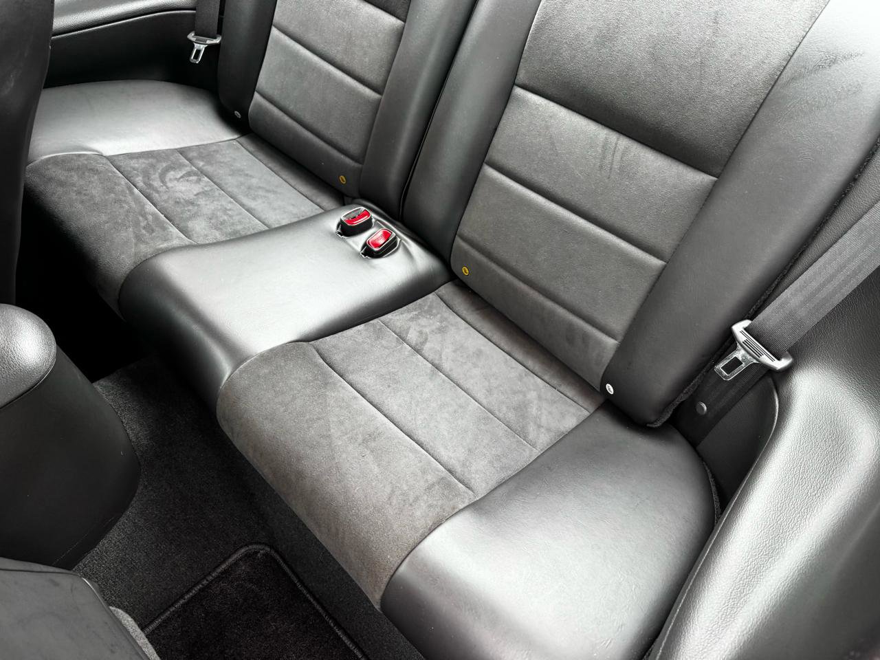 Used 2004 Ford Mustang Cobra RWD image 15