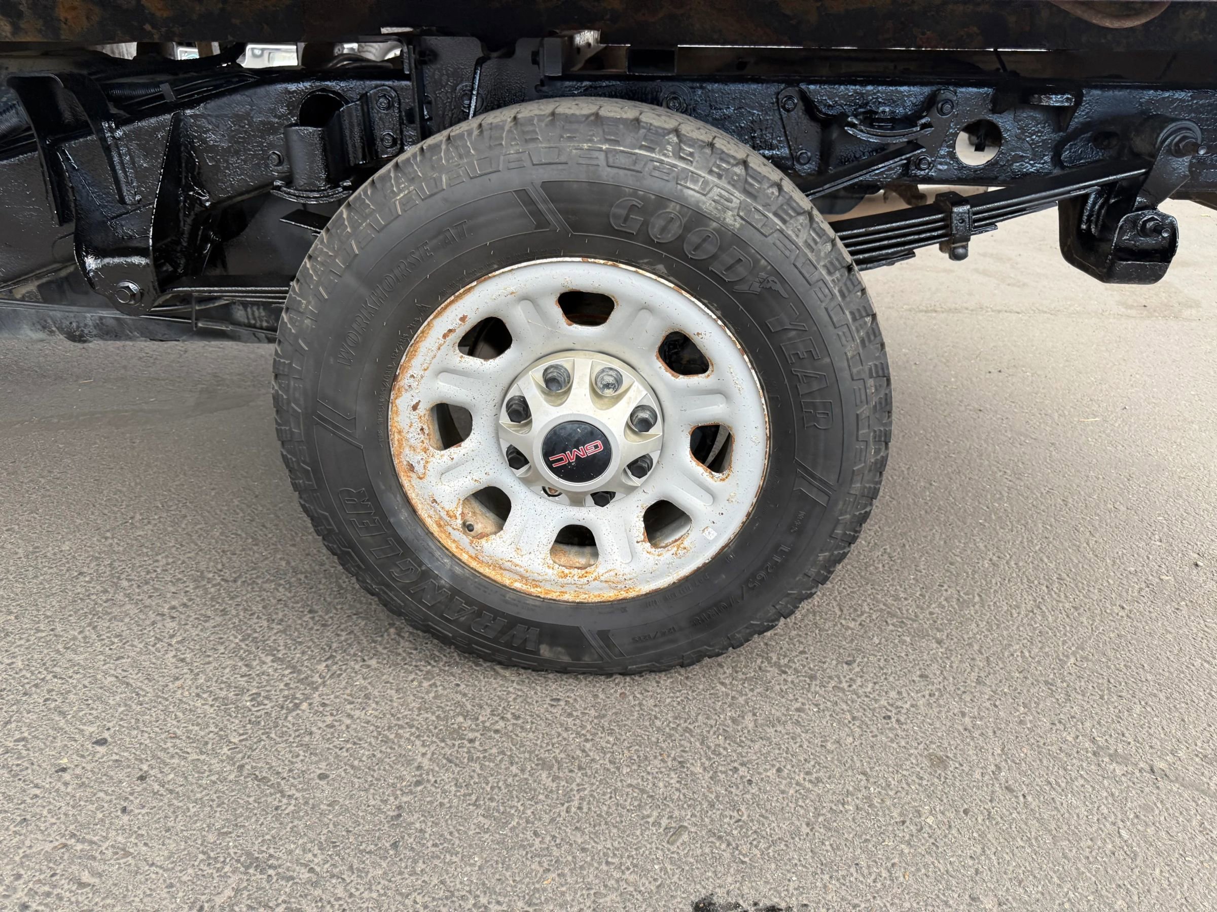 Used 2012 GMC Sierra 3500 W/T image 9