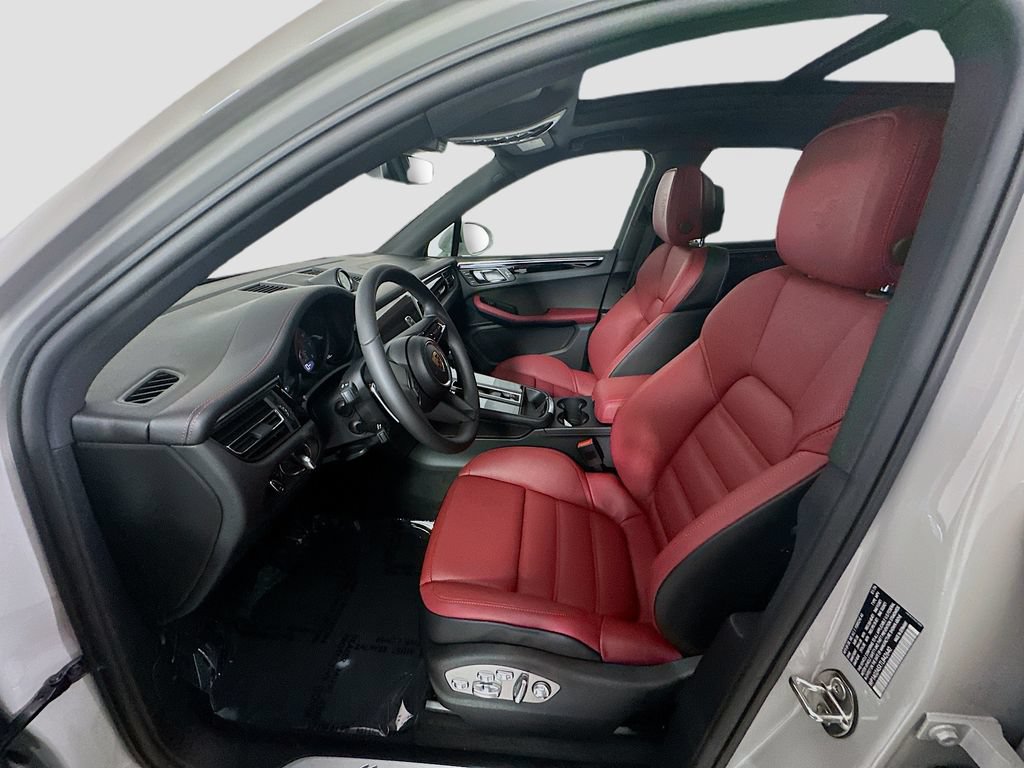 New 2026 Porsche Macan S AWD/4WD image 5
