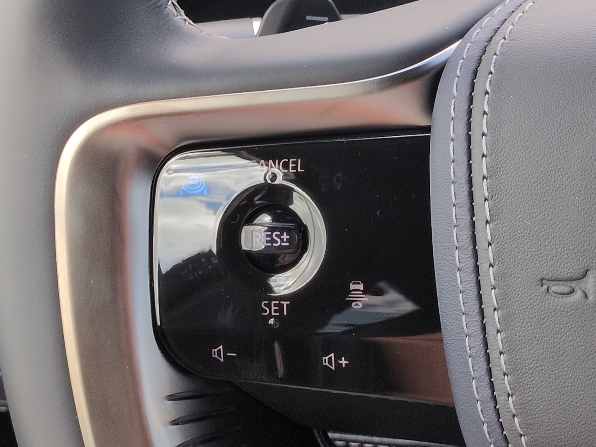 New 2027 INFINITI QX80 Sensory AWD/4WD image 27