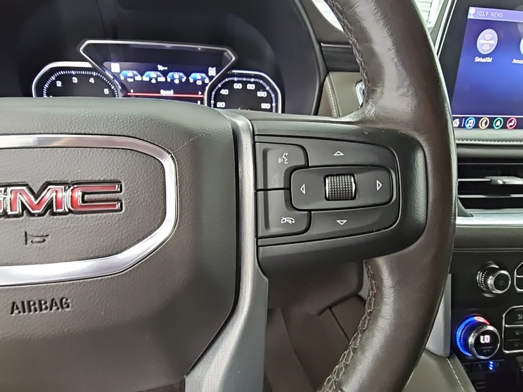 Used 2021 GMC Yukon XL SLT w/ SLT Premium Package image 29