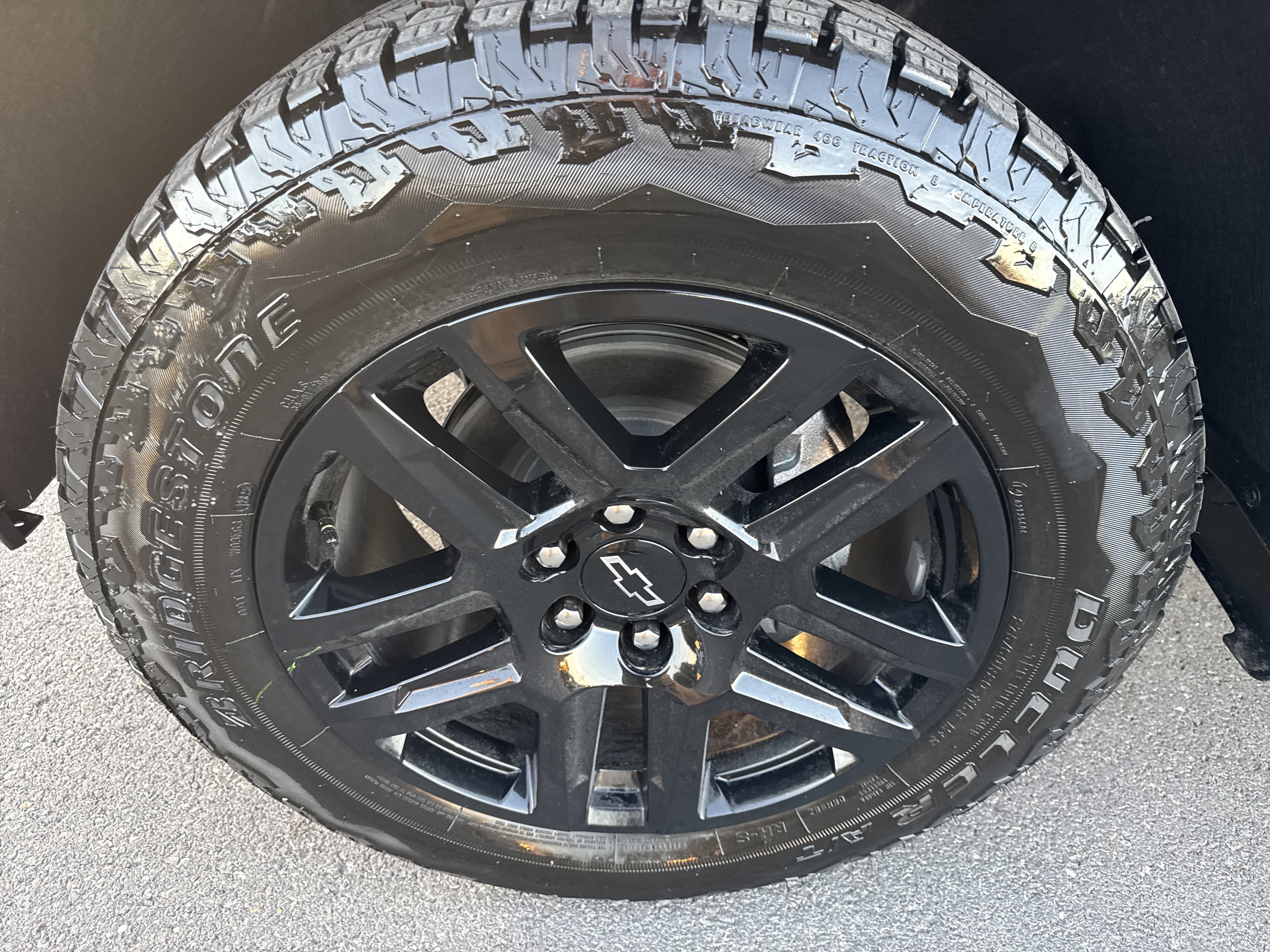 New 2026 Chevrolet Silverado 1500 LT Trail Boss w/ Dark Appearance Package image 10