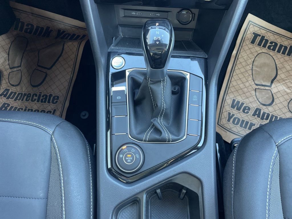 Used 2024 Volkswagen Taos SE image 35