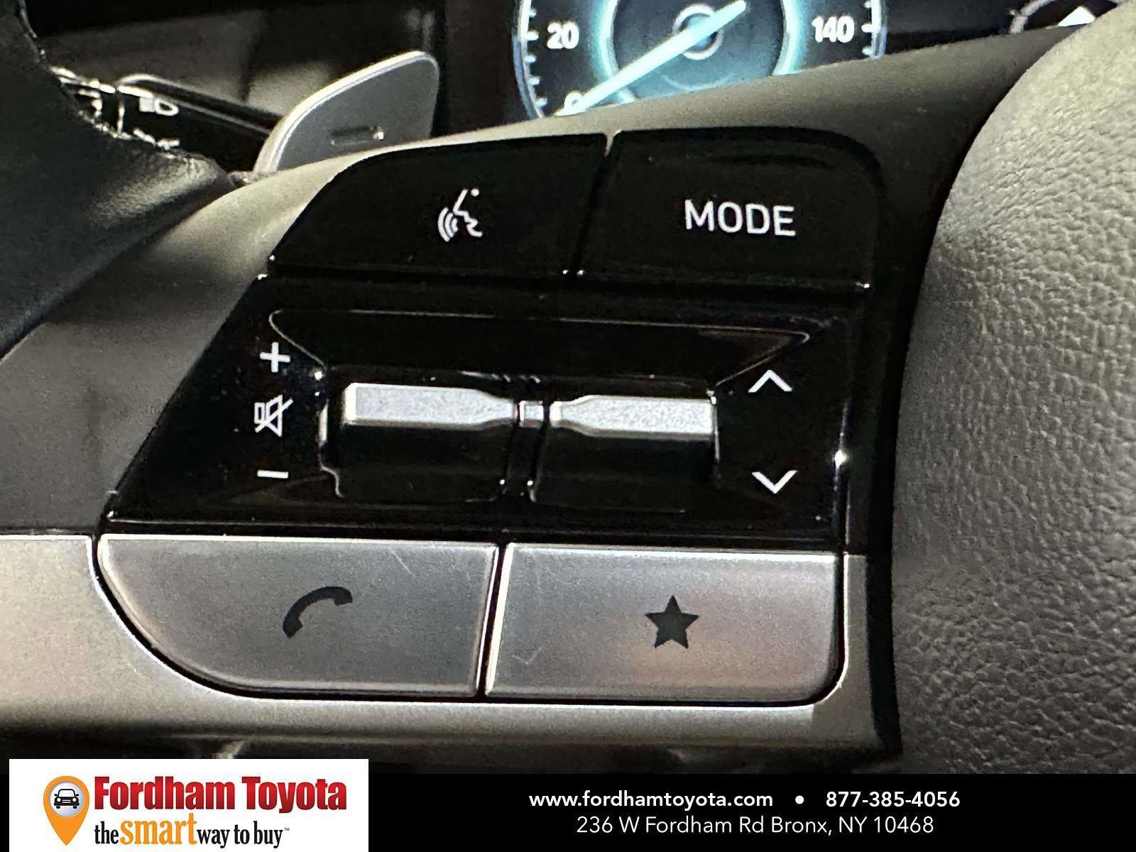 Used 2023 Hyundai Tucson Limited image 37