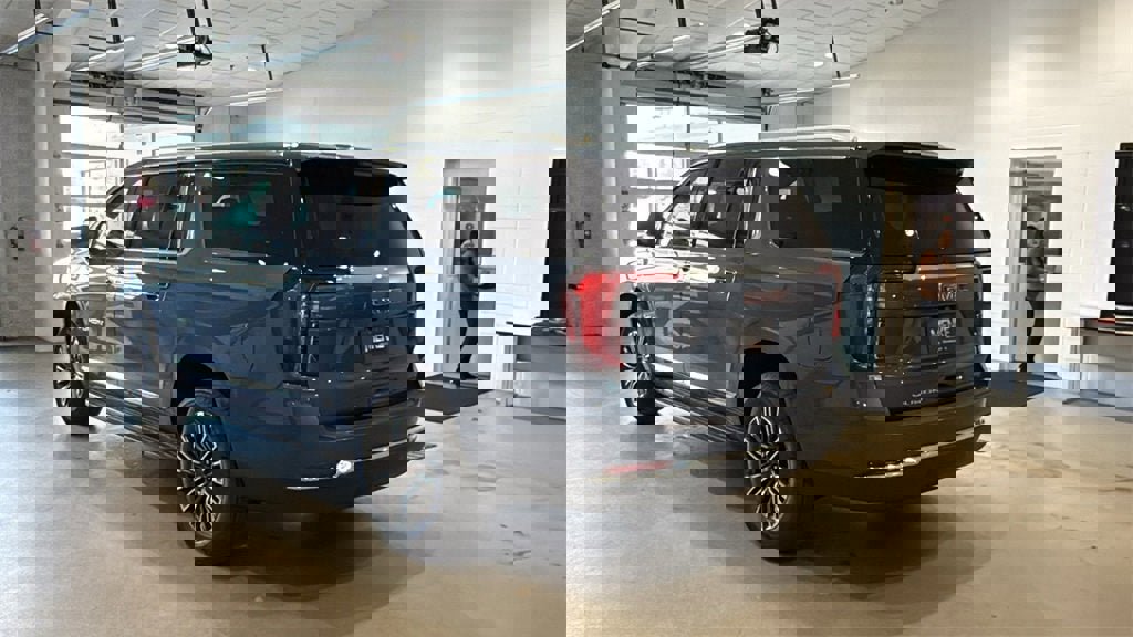 New 2026 GMC Yukon XL Elevation image 5