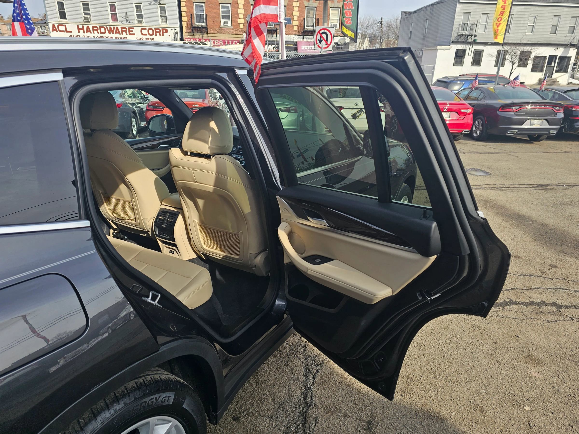 Used 2021 BMW X3 xDrive30i AWD/4WD image 12