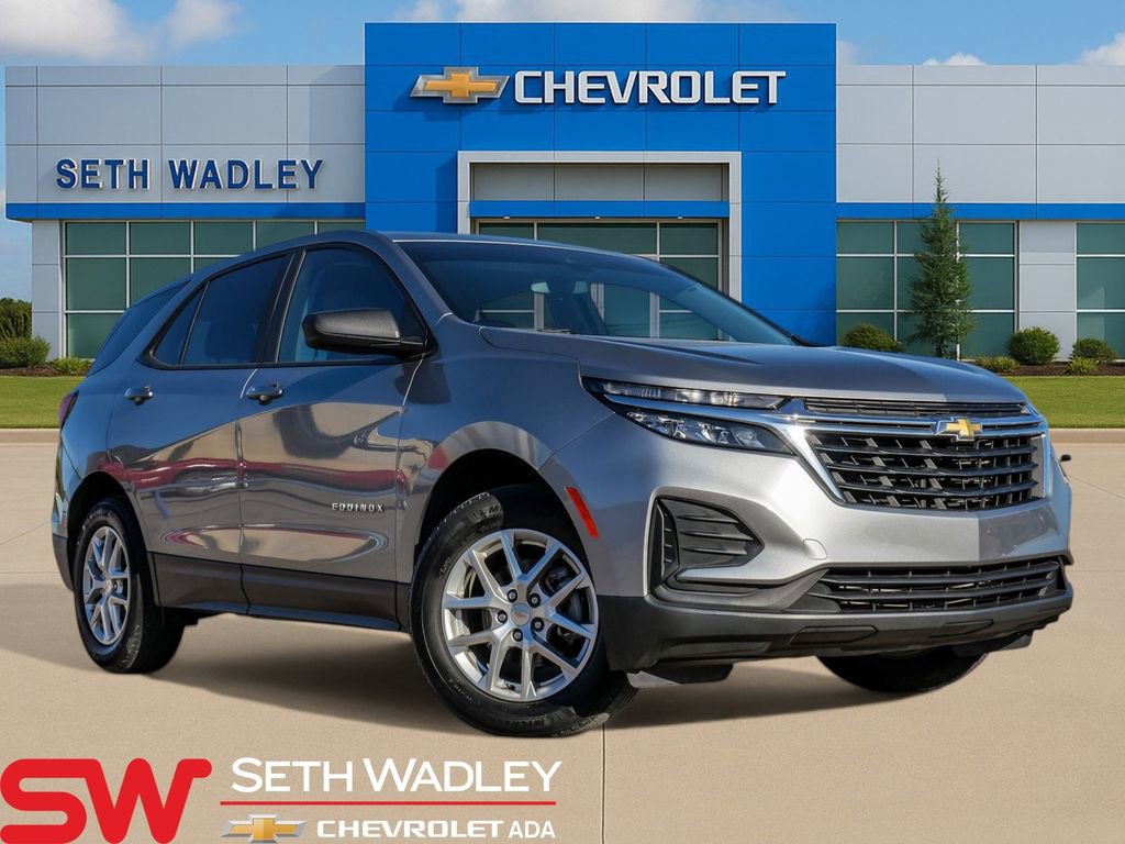 Used 2023 Chevrolet Equinox LS w/ LS Convenience Package image 1