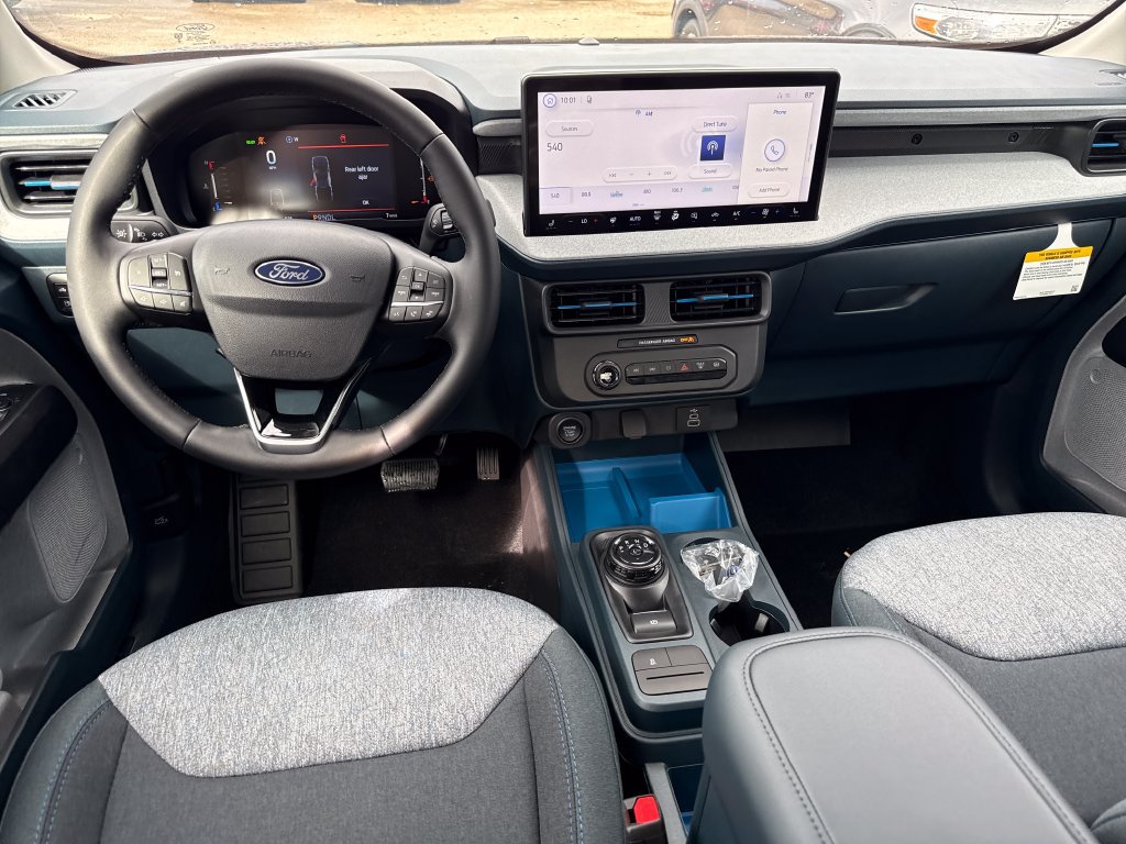 New 2026 Ford Maverick XLT w/ XLT Luxury Package FWD image 5