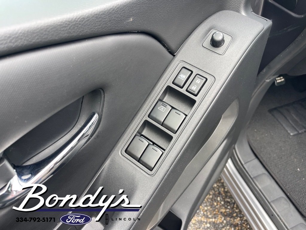 Used 2023 Nissan Frontier SV w/ Tow Package image 10