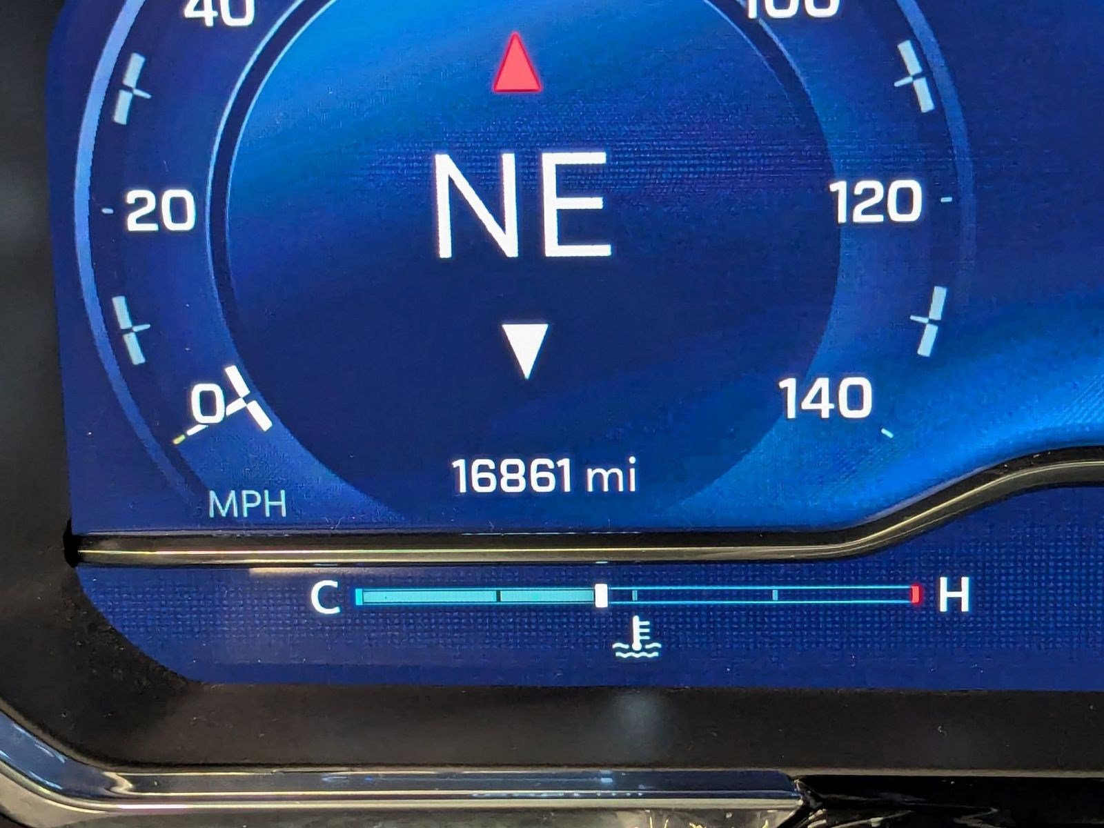 Used 2023 Chevrolet Silverado 1500 ZR2 w/ Technology Package image 18