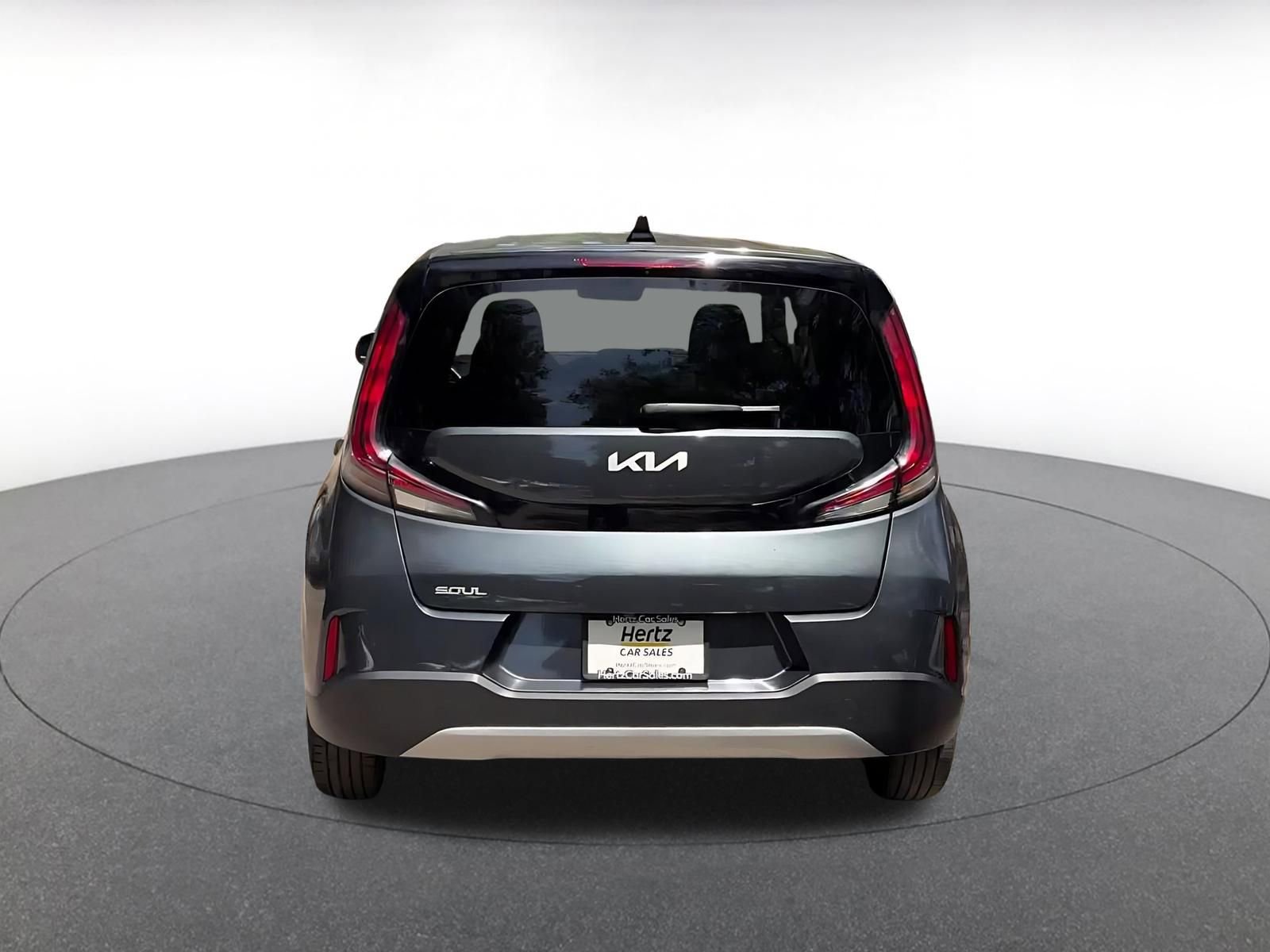 Used 2025 Kia Soul LX w/ LX Technology Package FWD image 12
