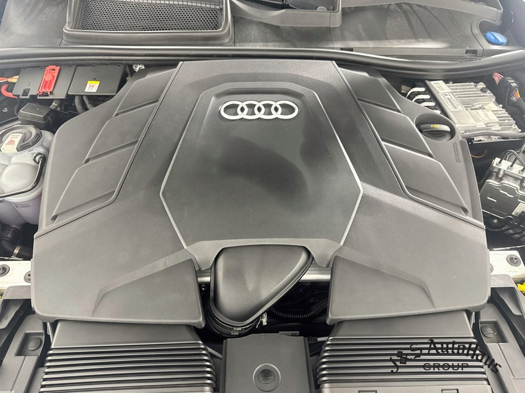 Used 2023 Audi Q8 Premium Plus w/ Premium Plus Package AWD/4WD image 38