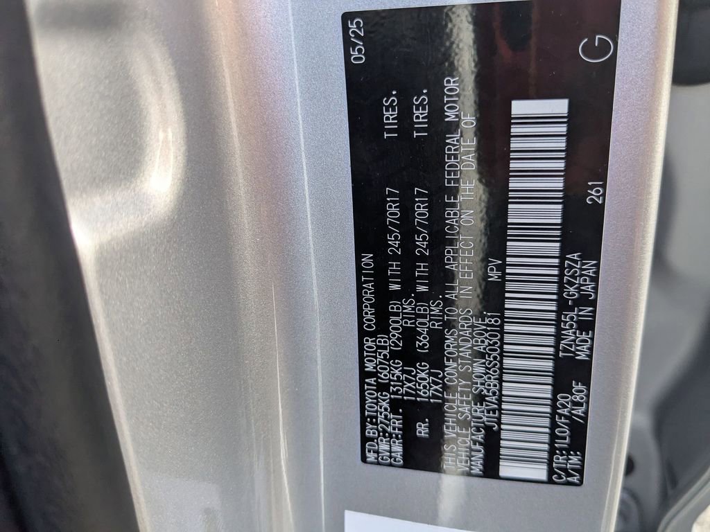 Used 2025 Toyota 4Runner SR5 image 34