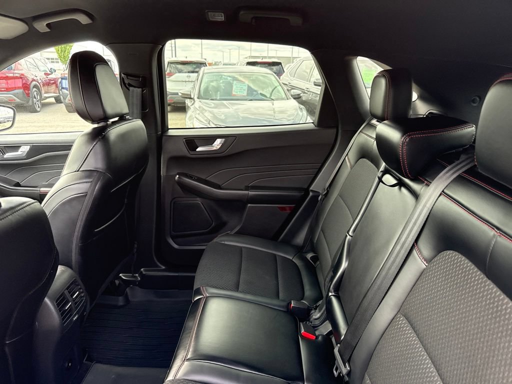 Used 2025 Ford Escape ST-Line w/ Tech Pack #1 AWD/4WD image 27