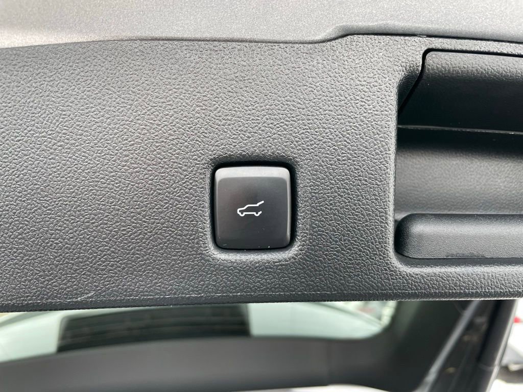 Used 2024 Ford Escape ST-Line image 39