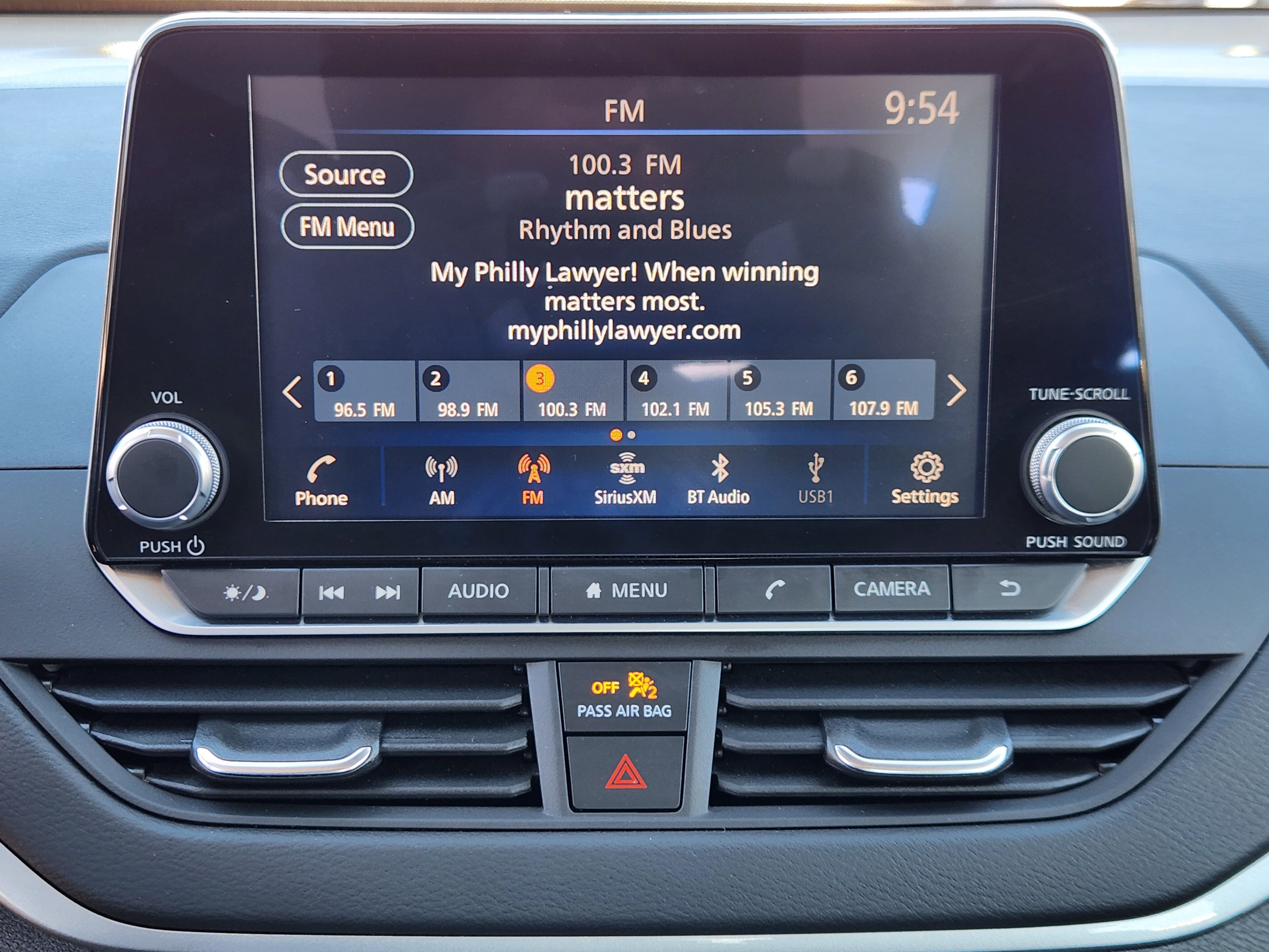 Certified 2025 Nissan Altima 2.5 S FWD image 11