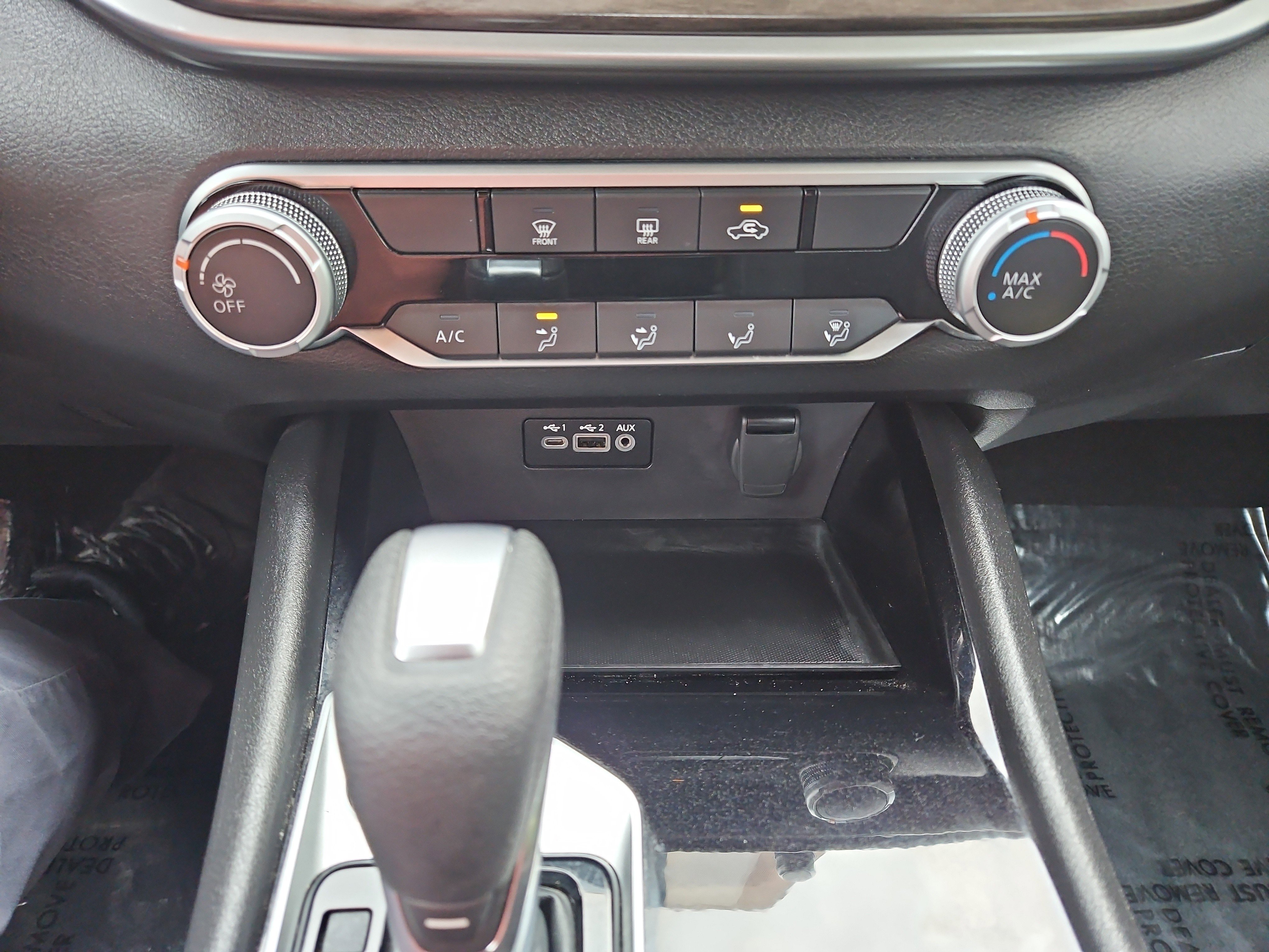 Used 2024 Nissan Altima 2.5 SV image 14