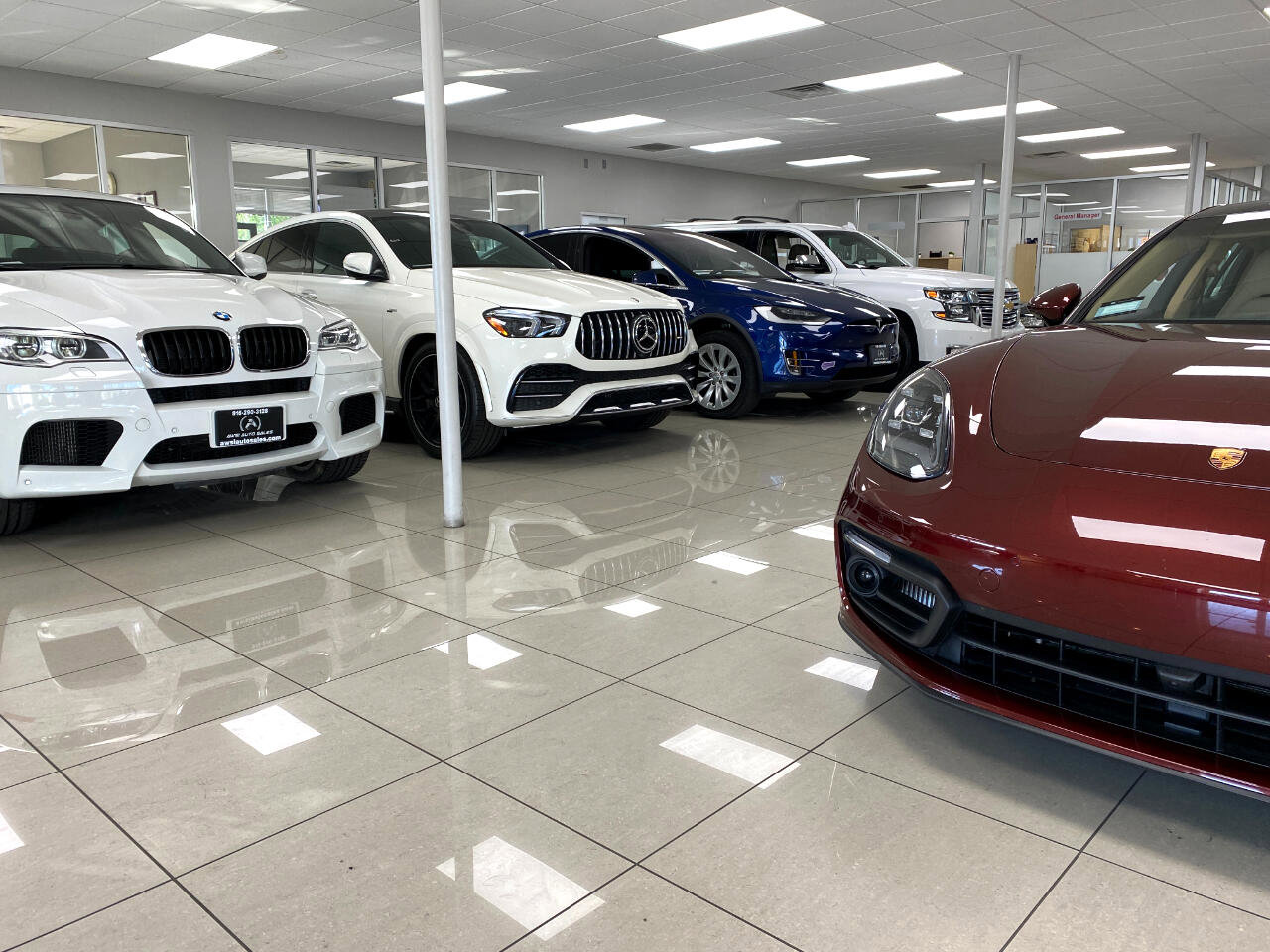 Used 2013 Mercedes-Benz E 63 AMG Sedan image 45