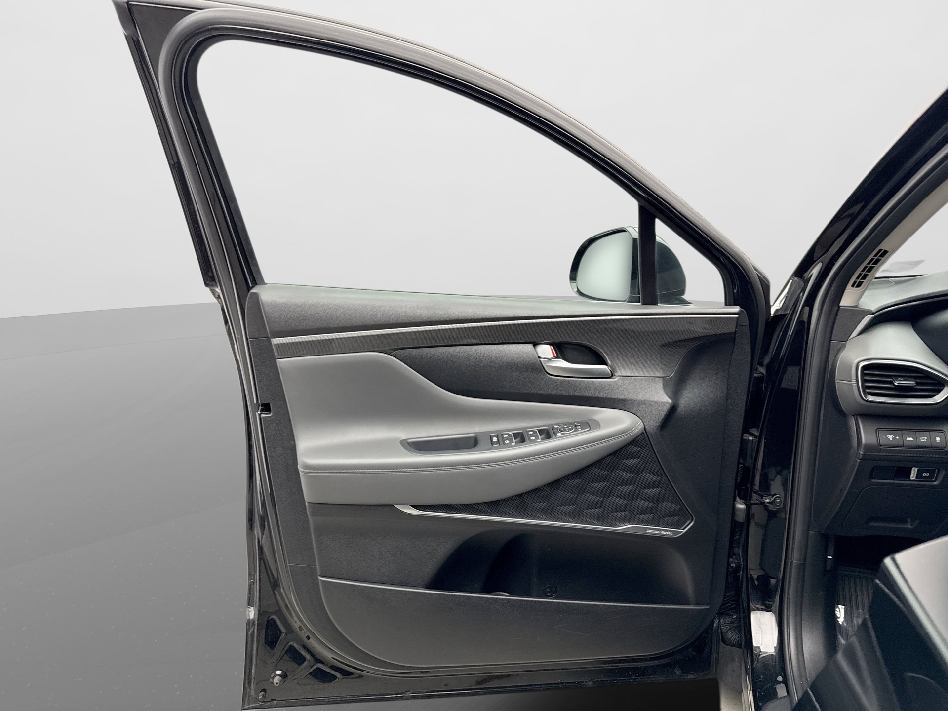 Used 2023 Hyundai Santa Fe SEL w/ Premium Package AWD/4WD image 11