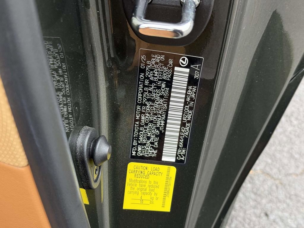 Used 2025 Lexus LC 500 Convertible image 31