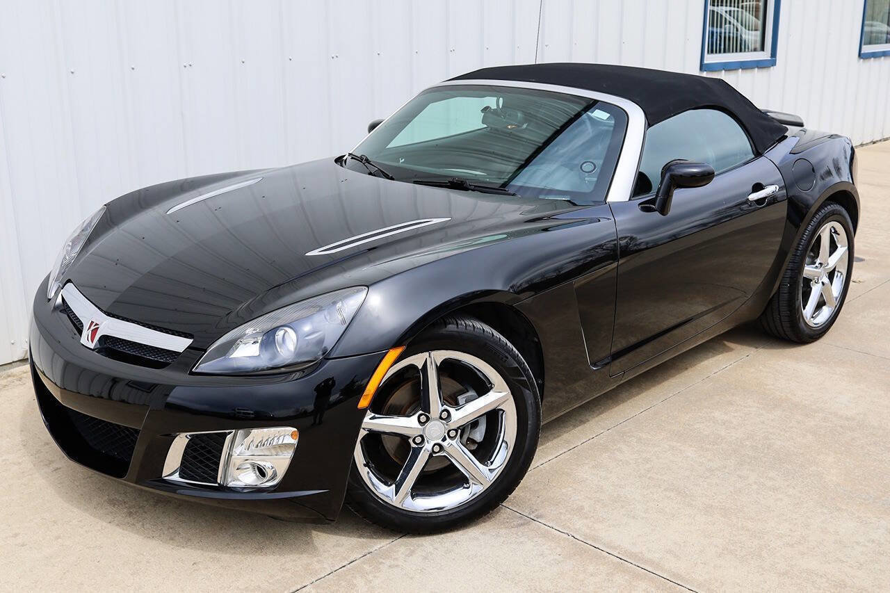 Used 2009 Saturn Sky Red Line image 1