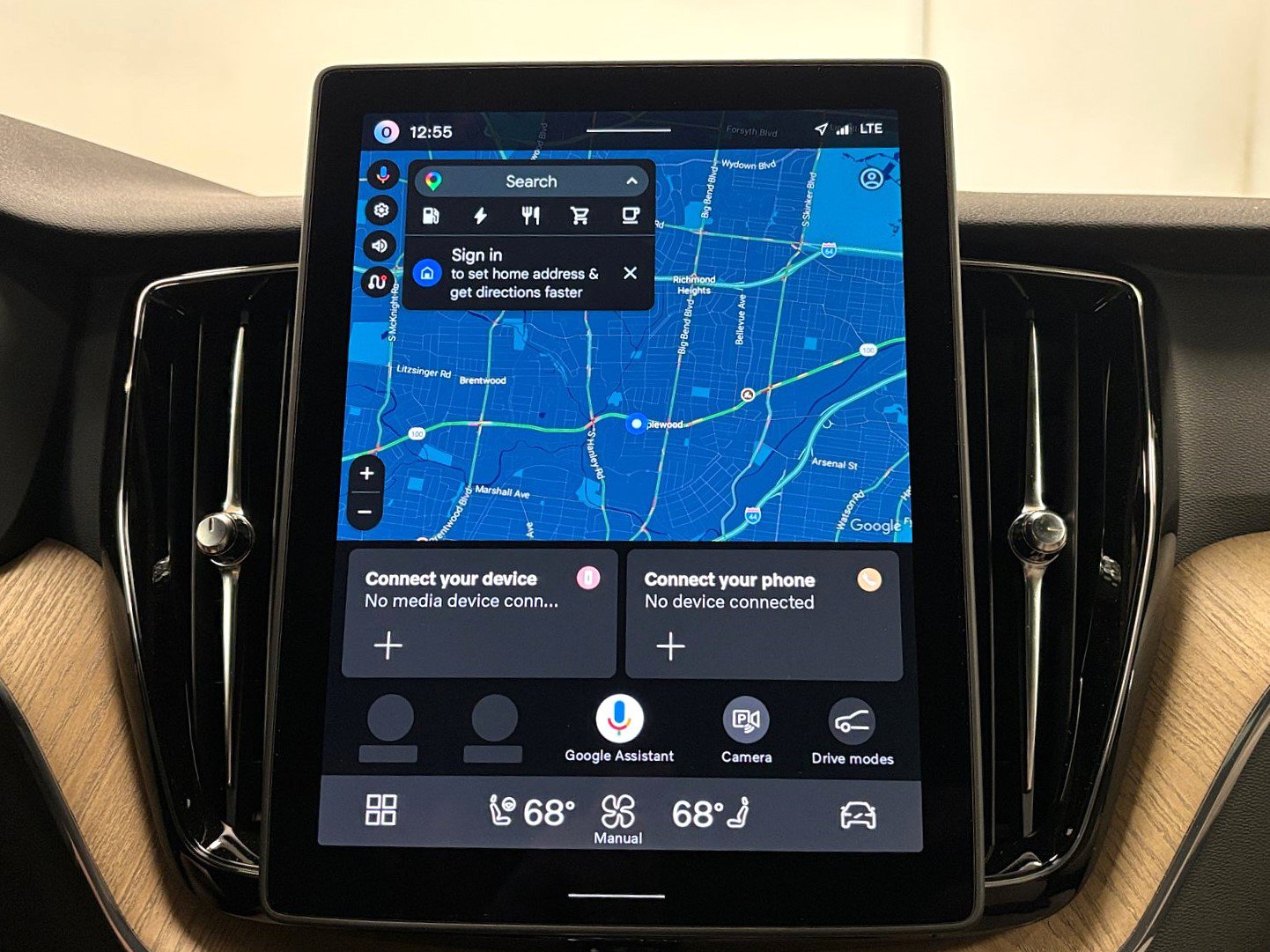 New 2026 Volvo XC60 T8 Plus w/ Climate Package AWD/4WD image 19