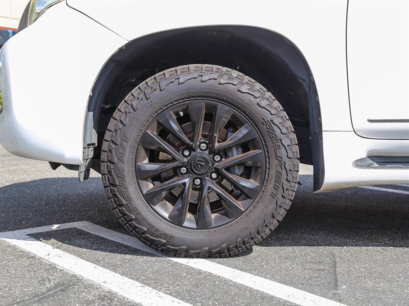 Used 2011 Lexus GX 460 w/ Comfort Plus Pkg AWD/4WD image 12