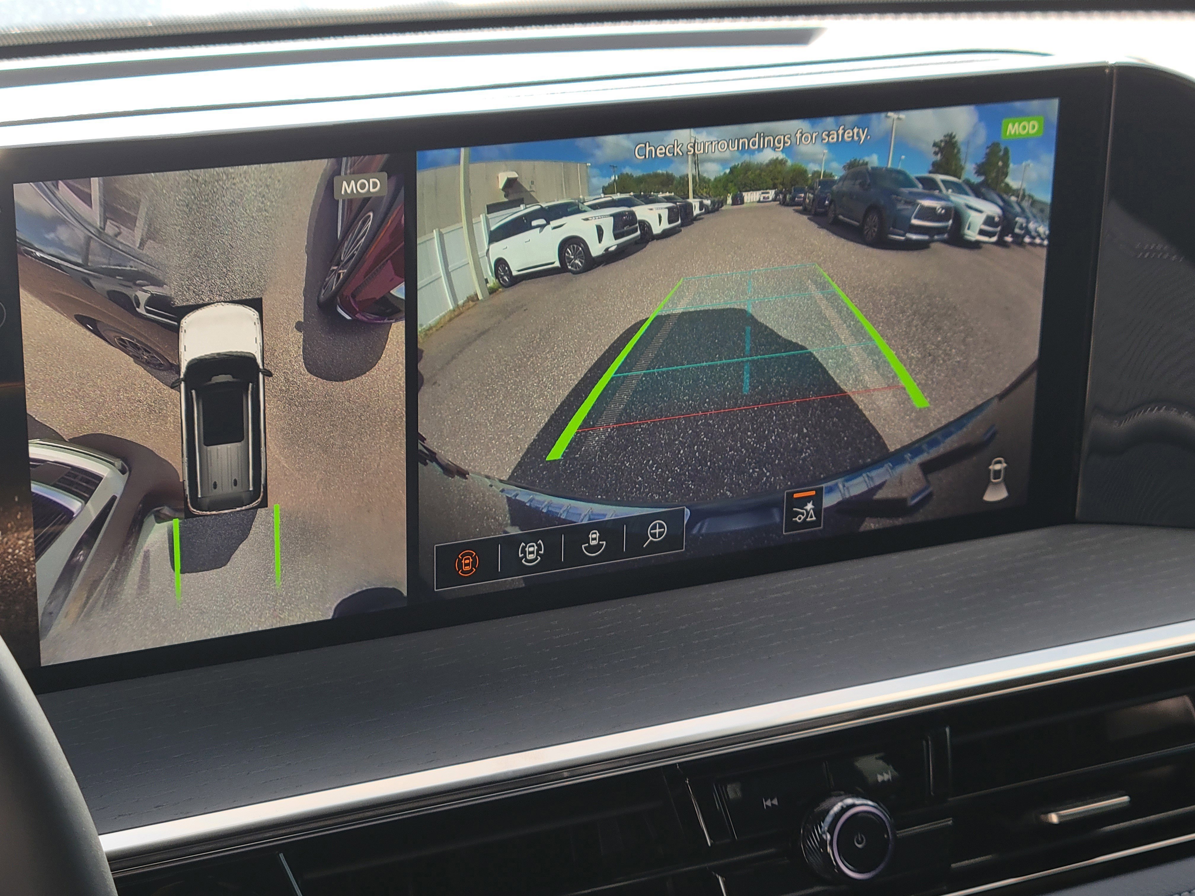 New 2026 INFINITI QX80 4WD image 19