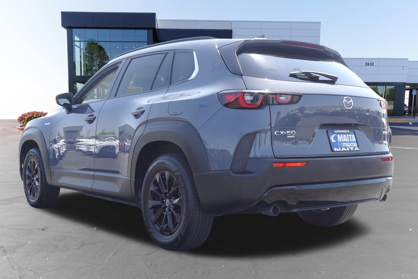 Certified 2025 MAZDA CX-50 AWD 2.5 Hybrid w/ Premium Pkg image 7