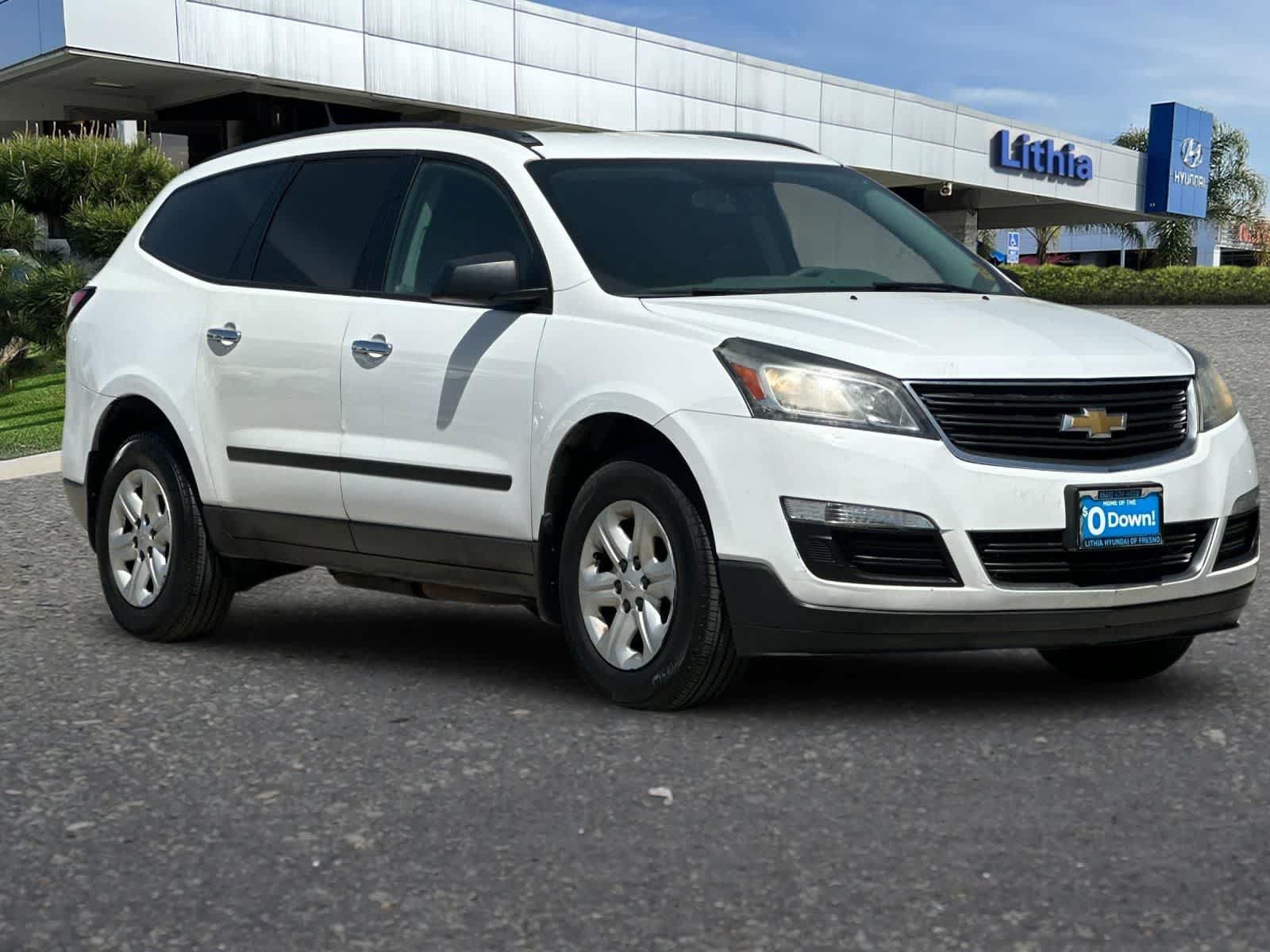 Used 2017 Chevrolet Traverse LS FWD image 10