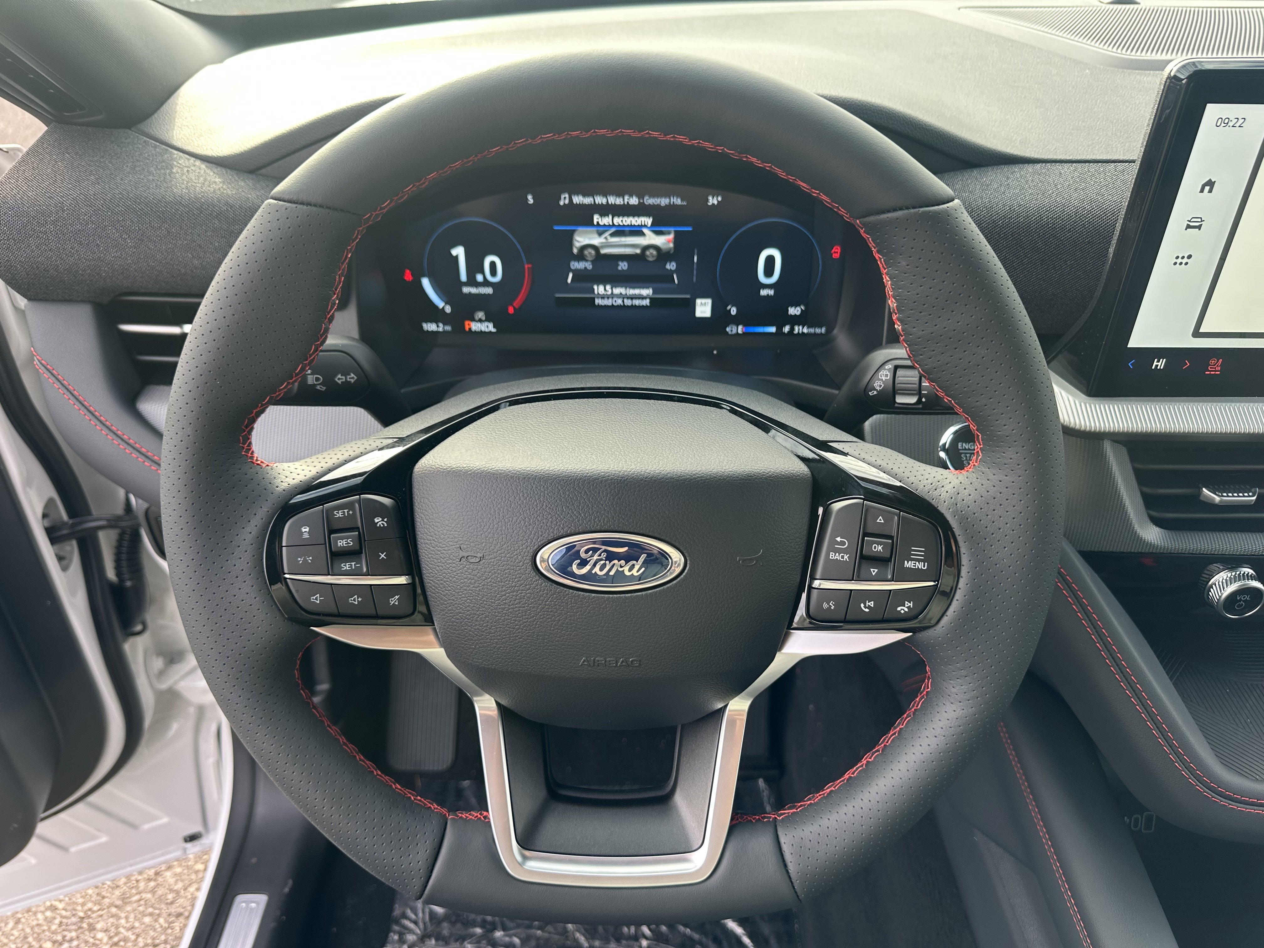 New 2026 Ford Explorer ST-Line w/ ST-Line Street Pack image 14