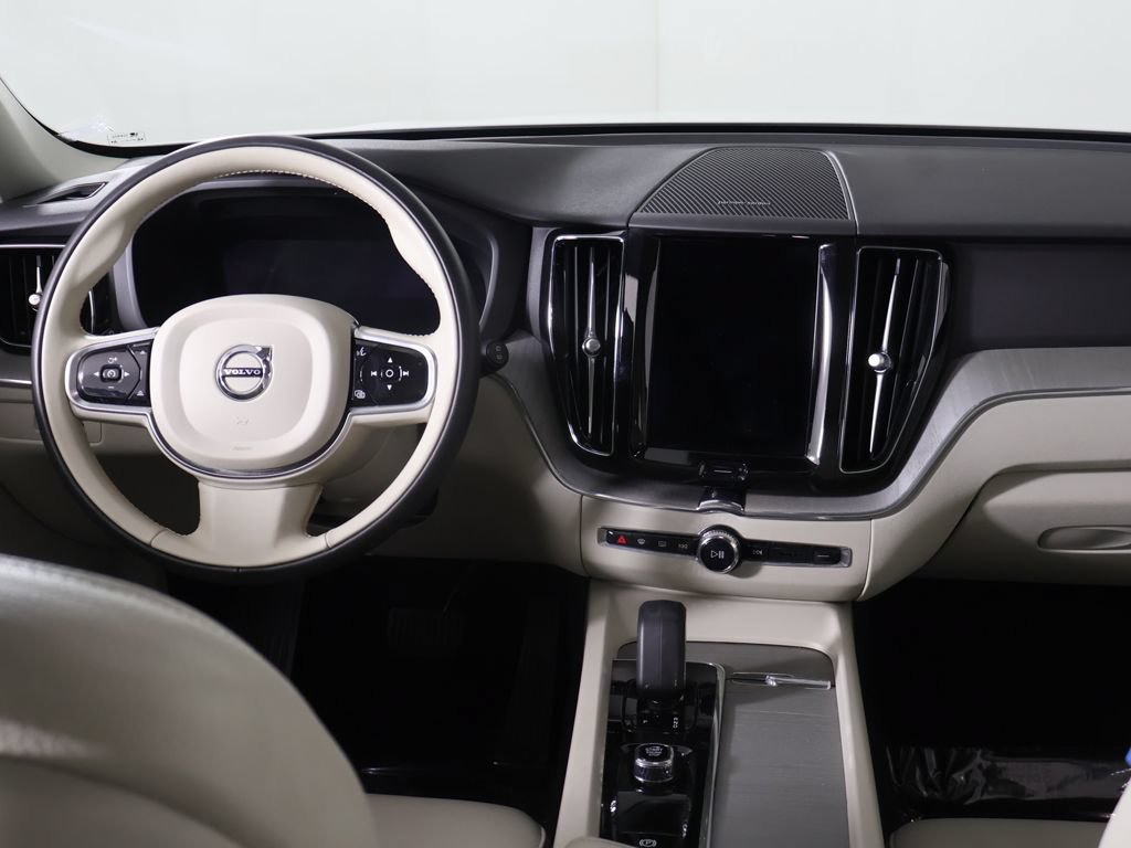 Used 2023 Volvo XC60 B5 Plus w/ Protection Package Premier AWD/4WD image 33