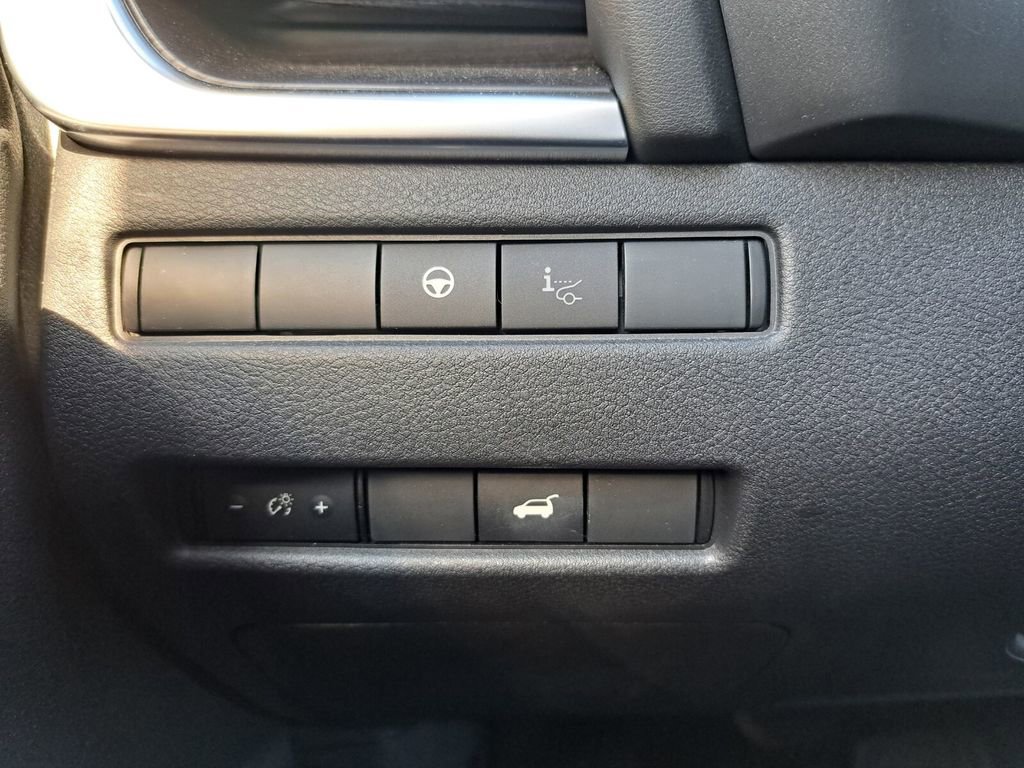 Used 2023 Nissan Rogue Platinum w/ Platinum Premium Package image 15