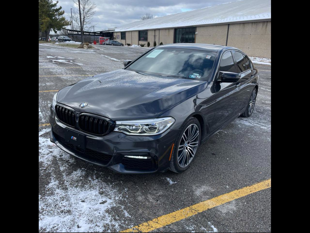 Used 2017 BMW 540i xDrive image 1