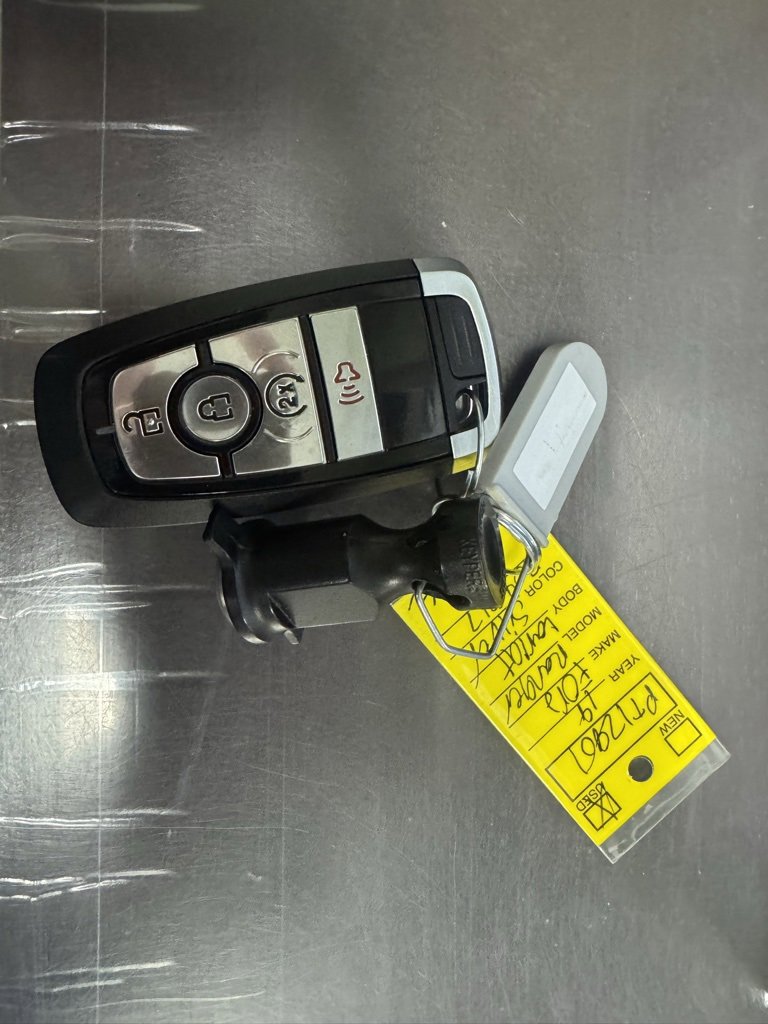 Used 2019 Ford Ranger Lariat w/ Equipment Group 501A Mid image 12