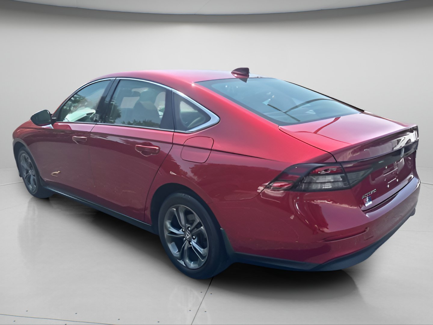 Used 2024 Honda Accord EX image 8