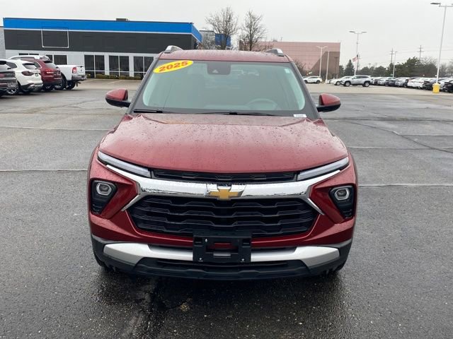 Certified 2025 Chevrolet TrailBlazer LT image 2