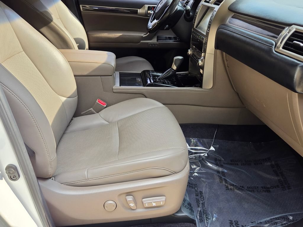 Used 2021 Lexus GX 460 Premium w/ Premium Package AWD/4WD image 19
