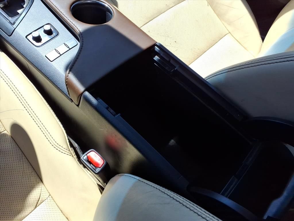 Used 2018 Toyota Avalon Limited w/ All Weather Liner Package FWD image 24