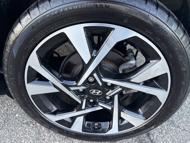 Certified 2022 Hyundai Kona Limited image 13