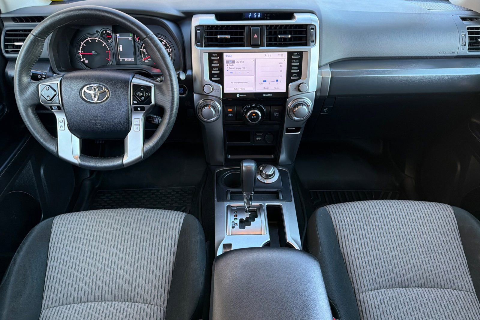 Used 2024 Toyota 4Runner SR5 image 14