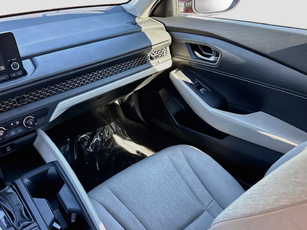 Used 2023 Honda Accord LX image 26