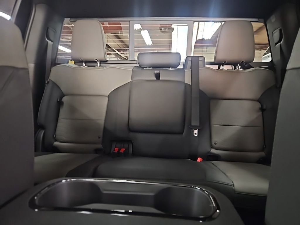 New 2026 Chevrolet Silverado 2500 ZR2 image 21