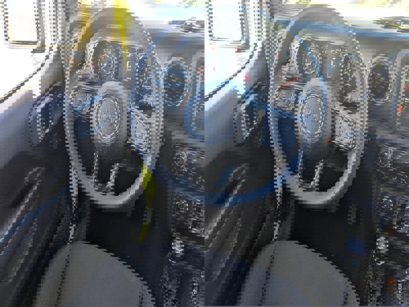 Used 2023 Jeep Wrangler Sport S image 17