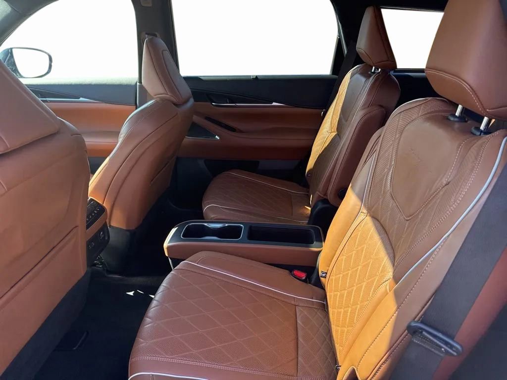 Used 2024 INFINITI QX60 Autograph w/ Cargo Package image 30