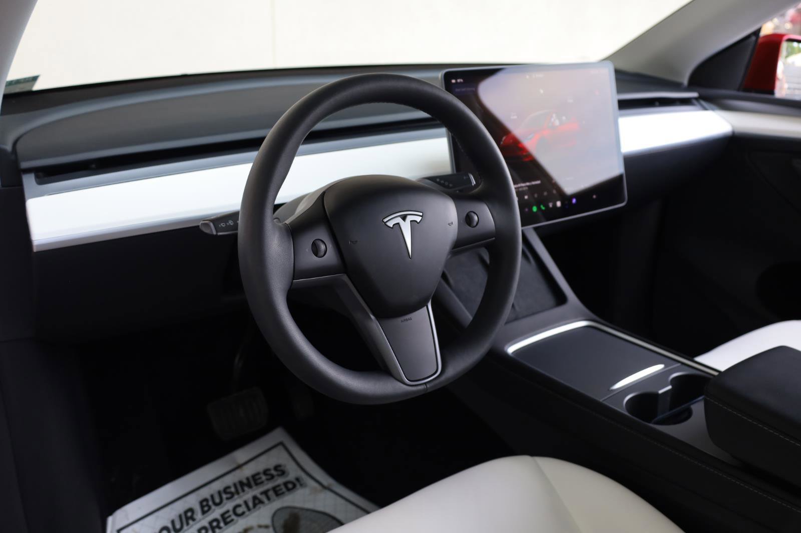 Used 2024 Tesla Model Y Long Range RWD image 13