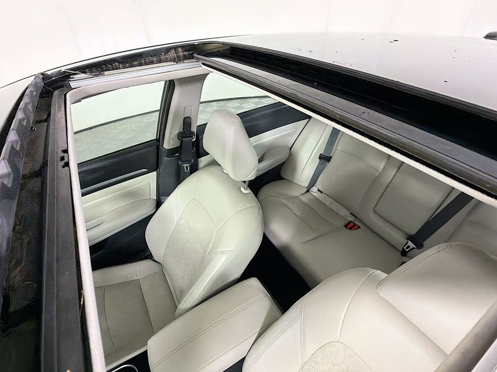 Used 2023 Nissan Altima 2.5 SL FWD image 16