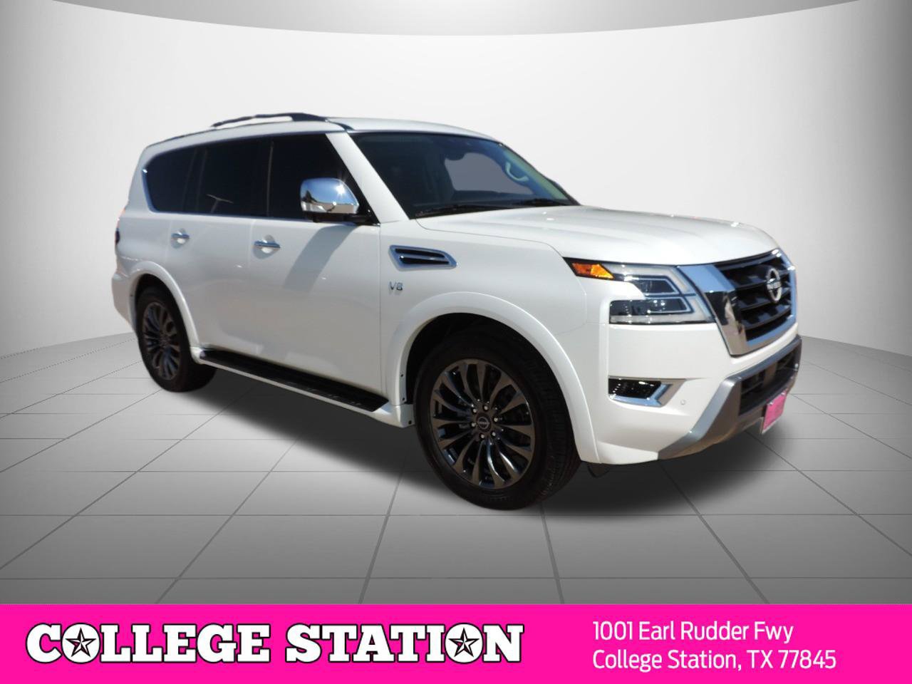 Used 2022 Nissan Armada Platinum w/ Captain's Chairs Package RWD image 3